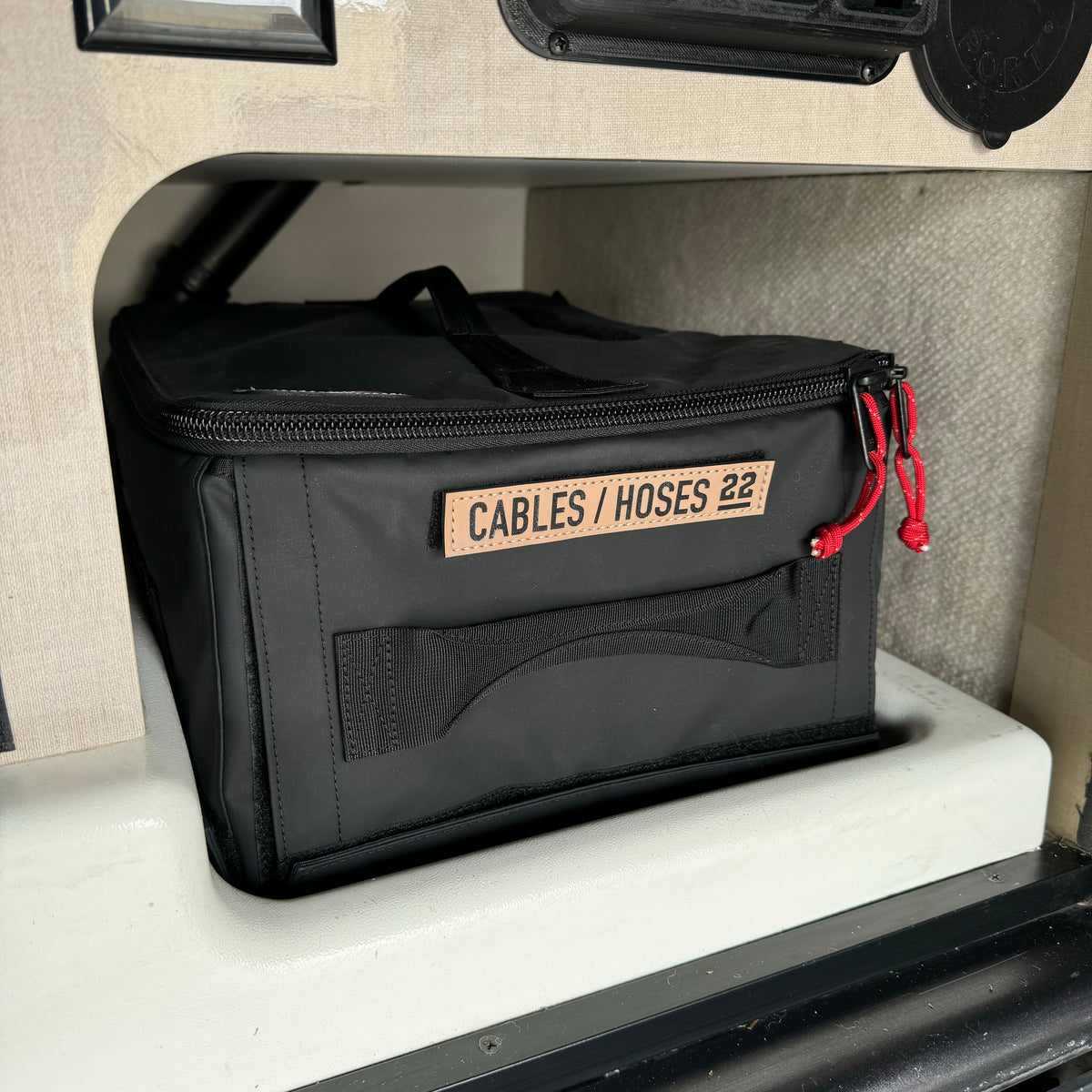 E5F5F892-1FDF-4C1C-8EC4-